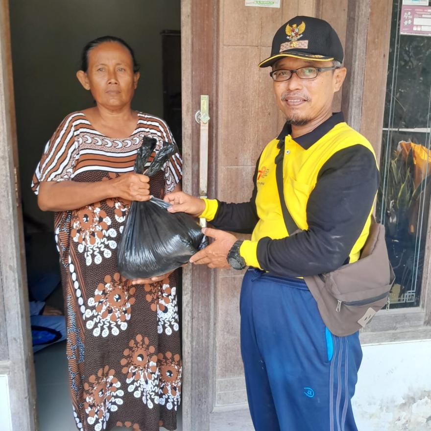 PEMBAGIAN SEMBAKO PEMDES MAGERSARI 